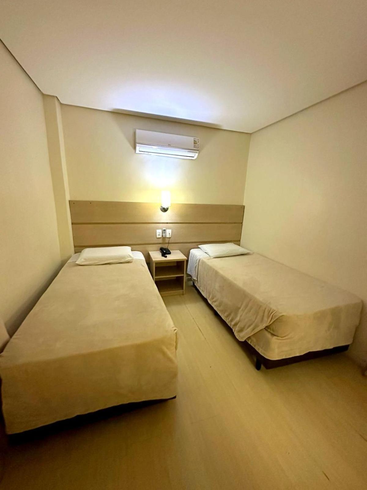 Umbu Hotel Porto Alegre - Centro Historico - Prox Aeroporto 15Min Ruang foto