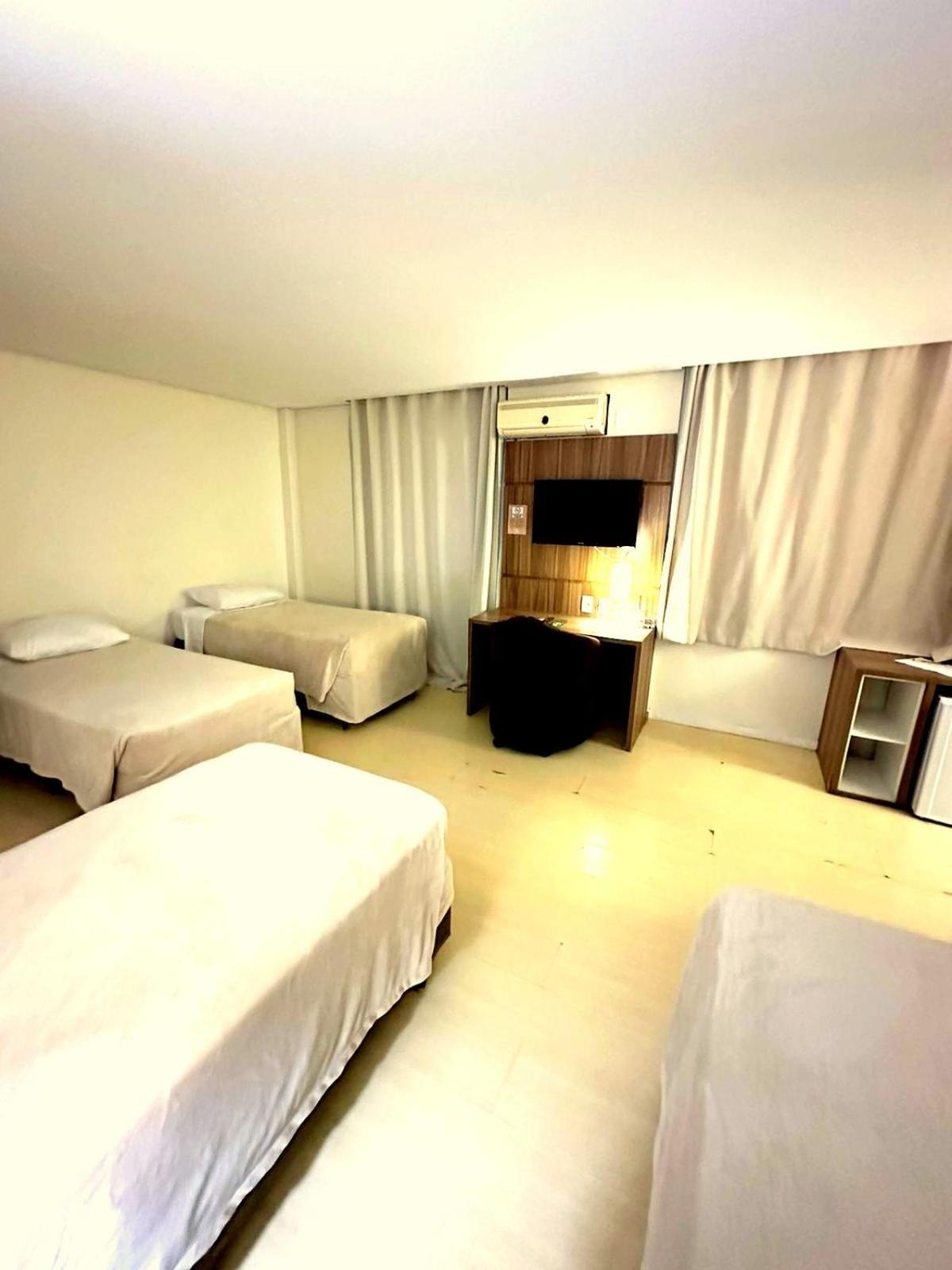 Umbu Hotel Porto Alegre - Centro Historico - Prox Aeroporto 15Min Ruang foto