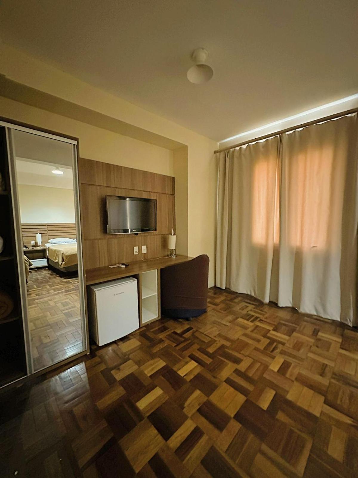 Umbu Hotel Porto Alegre - Centro Historico - Prox Aeroporto 15Min Ruang foto